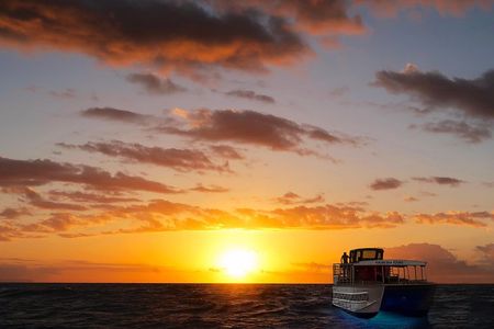 'Imiloa Express Na Pali Sunset Tour