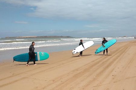 Surf day trip in uncrowded spots
