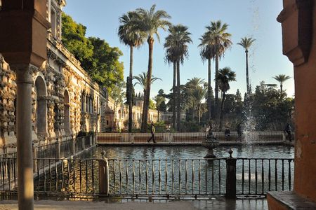 Alcázar, Cathedral & Giralda: Guided Tour with Fast-Track Tickets