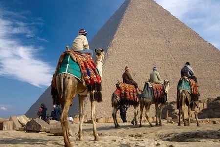 CairoTour From Hurghada by Air Pyramids,Egyptian Museum,Old Cairo