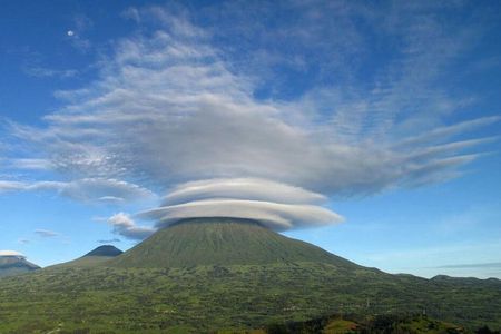1 Day trip to Mountain BISOKE Hiking 