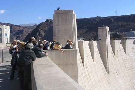 Hoover Dam Comedy Tour with Lunch and Comedy Club Tickets