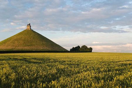 Waterloo Private Battlegrounds Tour with Lion Hill