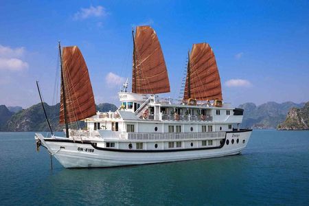 Hanoi - Hoa Lu & Tam Coc - Halong Bay packe 5days tour