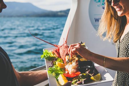 Deep-to-Dish: Tasmanian Seafood Experience 