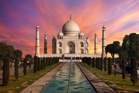 Day trip Taj Mahal & Agra fort from Delhi by car