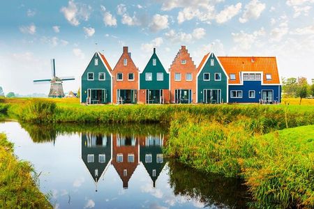 From Amsterdam: Private Tour to Zaanse Schans, Volendam & Marken