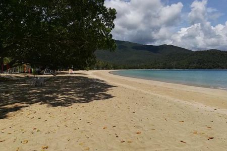 Palawan Talaudyong Beach Tour