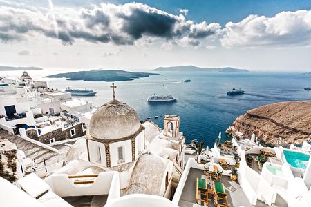 Island Bus Tour: The Majestic Spots Of Santorini