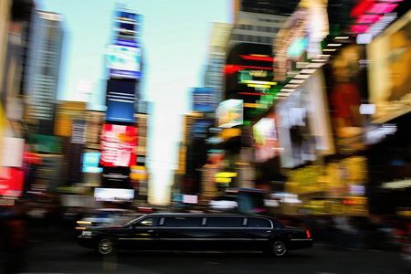 Top Rated Private NYC tour by limousine, choice of 3 or 5 hours