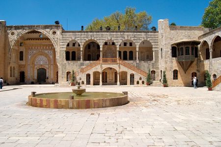 Deir Al-Qamar, Beiteddine Palace and Barouk Cedars Tour