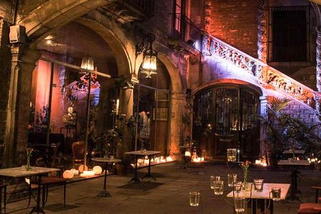 Tapas, Wine and Flamenco Private Tour in Barcelona 