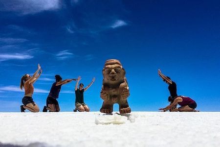 Uyuni Salt Flats (Day Trip) English Guide