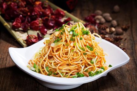 2-Hour Making Cold Noodles and Wolf-Teeth Potato with Chengdu Local