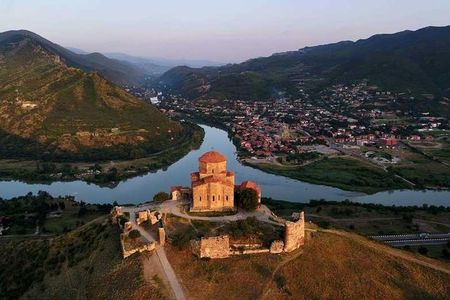 Mtskheta-Jvari-gori-uflistsikhe history and panoramaS-Small group