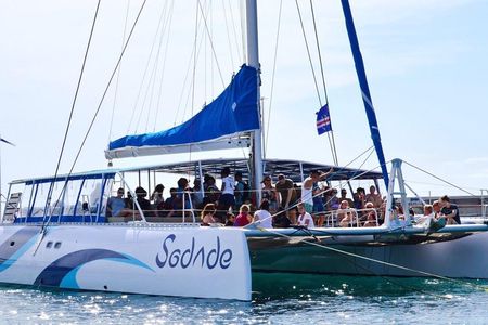 Lounge Catamaran SODADE Half-Day