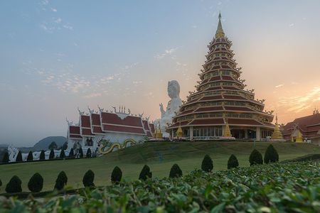 Private Tour: Best of Chiang Rai Temples from Chiang Mai