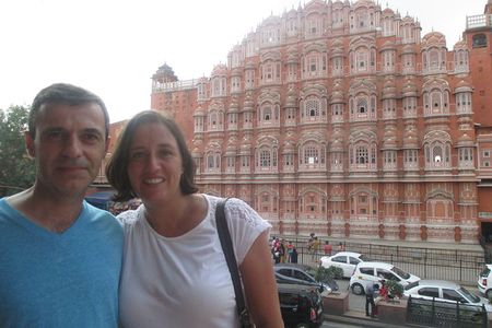 Jaipur Tour From Delhi By Private Car with Guide and Lunch 