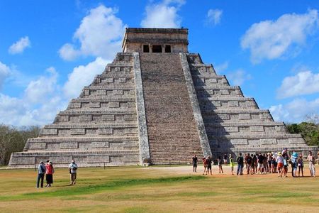 Chichen Itza Basic Tour! With Cenote Swim & Valladolid from Tulum