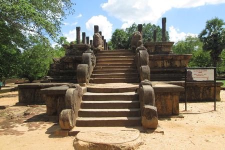 Polonnaruwa Day Tour from Kandy