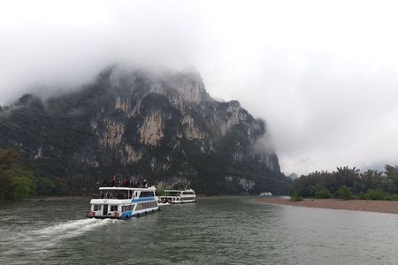 Full-Day Guilin Li-River Cruise with 4 star boat and Reed Flute Cave Tour