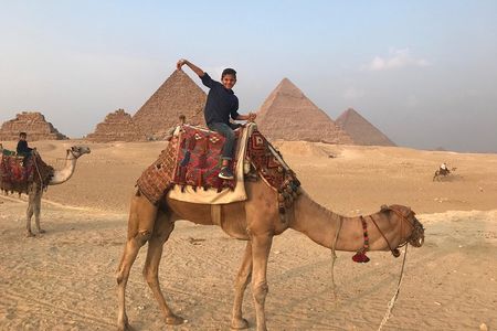 Full Pyramids tour to Giza, Sakkara and Memphis
