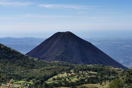  Izalco Volcano Hiking ( Private Tour ) + Lake Coatepeque
