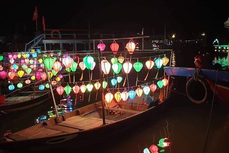 Private luxury Ba Na Hills & Hoi An Walking Tour, Night Market