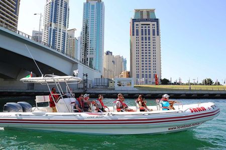 Modern Visions of Dubai - Dubai Marina Cruise and Dubai Frame Visit