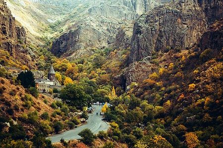 Private Guided Tour to Garni, Geghard, Sevan on Comfortable Cars
