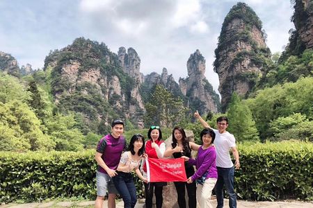 4-Day Zhangjiajie Tour to All Highlight Attractions with VIP Lift