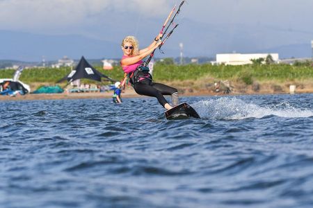 Kitesurfing and windsurfing in Sicily in the Lo Stagnone lagoon
