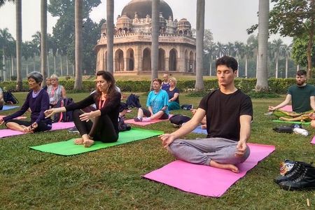 Half Day Yoga Meditation Workshop (6 Hrs) in New Delhi 
