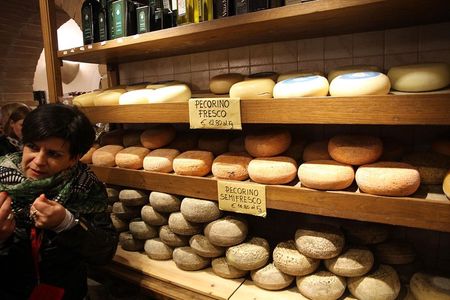 Pecorino di Pienza cheese tour
