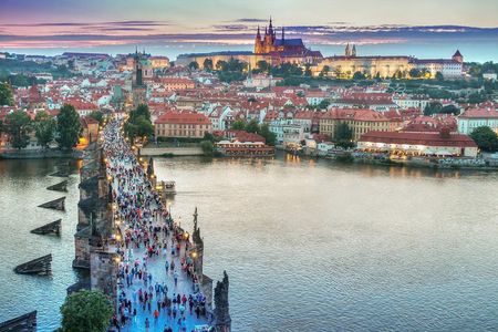  Prague Full Day VIP Experience: Private Guide, Car, Lunch, Boat