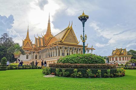 ( Free eSim) Classic Phnom Penh Full Day Tour 