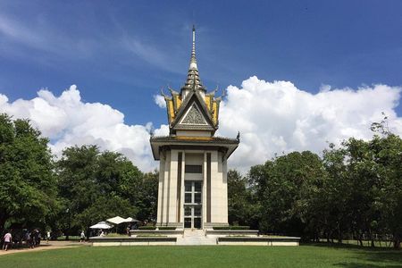 ( Free eSim) Phnom Penh Historical Full Day Tour 
