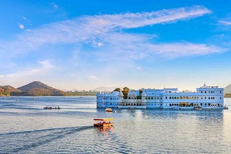 10 - Days Private Golden Triangle Tour with Rajasthan in Homestays