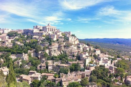  Picturesque Luberon - From AIX-EN-PROVENCE
