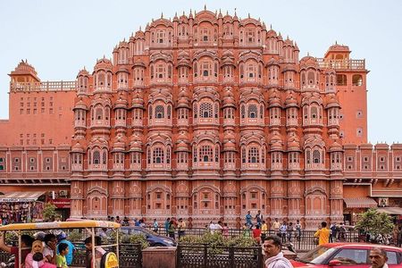 Private Jaipur City Tour from Delhi by Car