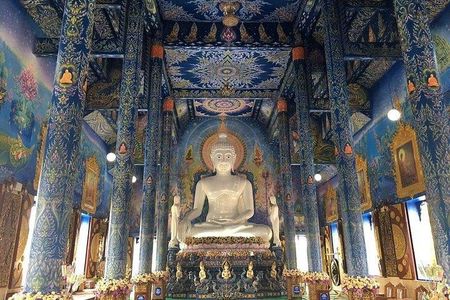 Chiang Mai-Chiang Rai: White Temple-Blue Temple-Lalita Cafe