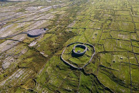 Aran Islands Scenic Flight and Galway Rail Tour from Dublin