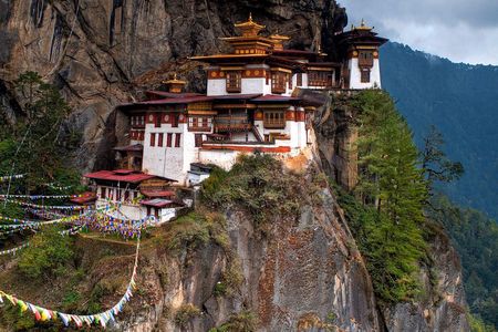 Bhutan Highlights Tour 7 Nights 8 Days - Everyday Departures