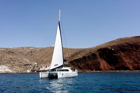Caldera Cruise with Swim Stops, BBQ on board and drinks!