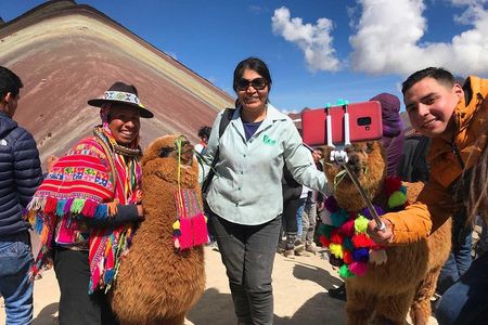 Mountain of Colors – Guide, transportation and lunch included