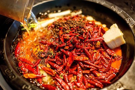 Half-Day Private Hot-Pot Cooking Class with a Local Market Visit