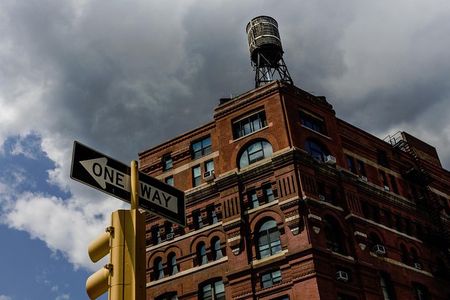 Panaromic 2 hour tour of Greenwich Village in an open top car 