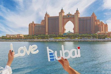 PRIVATE Dubai City Tour up to 6 person (Museum | Souk | Atlantis | Beach & more)