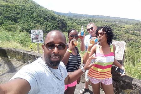 Cruise Ship Excursions with Dannyboy & Co.