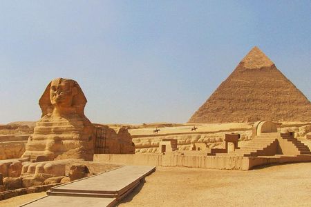 Private Tour: Pyramids of Giza & Sphinx & Pyramid of Khufu Entry